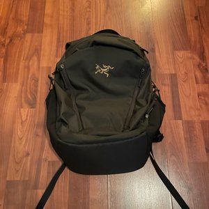 Arc'teryx Mantis Backpack 26L